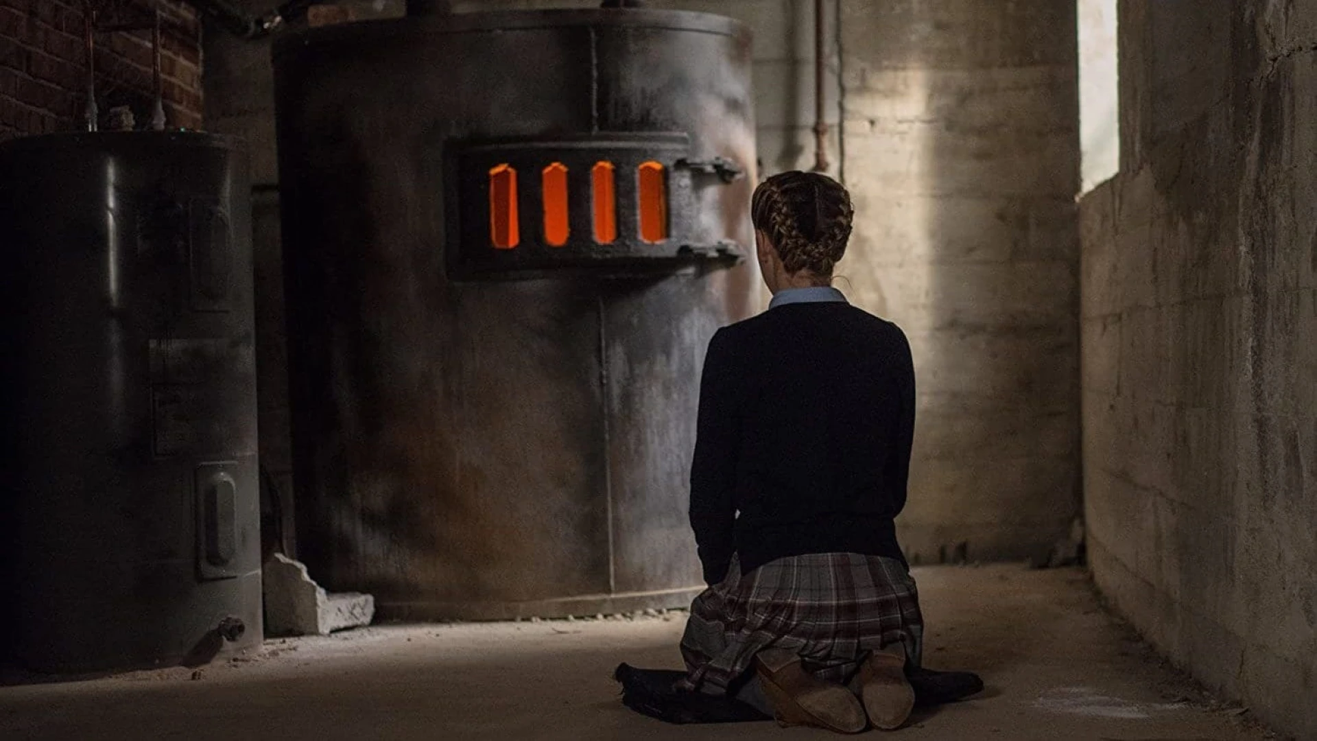 دانلود فیلم The Blackcoat's Daughter 2015