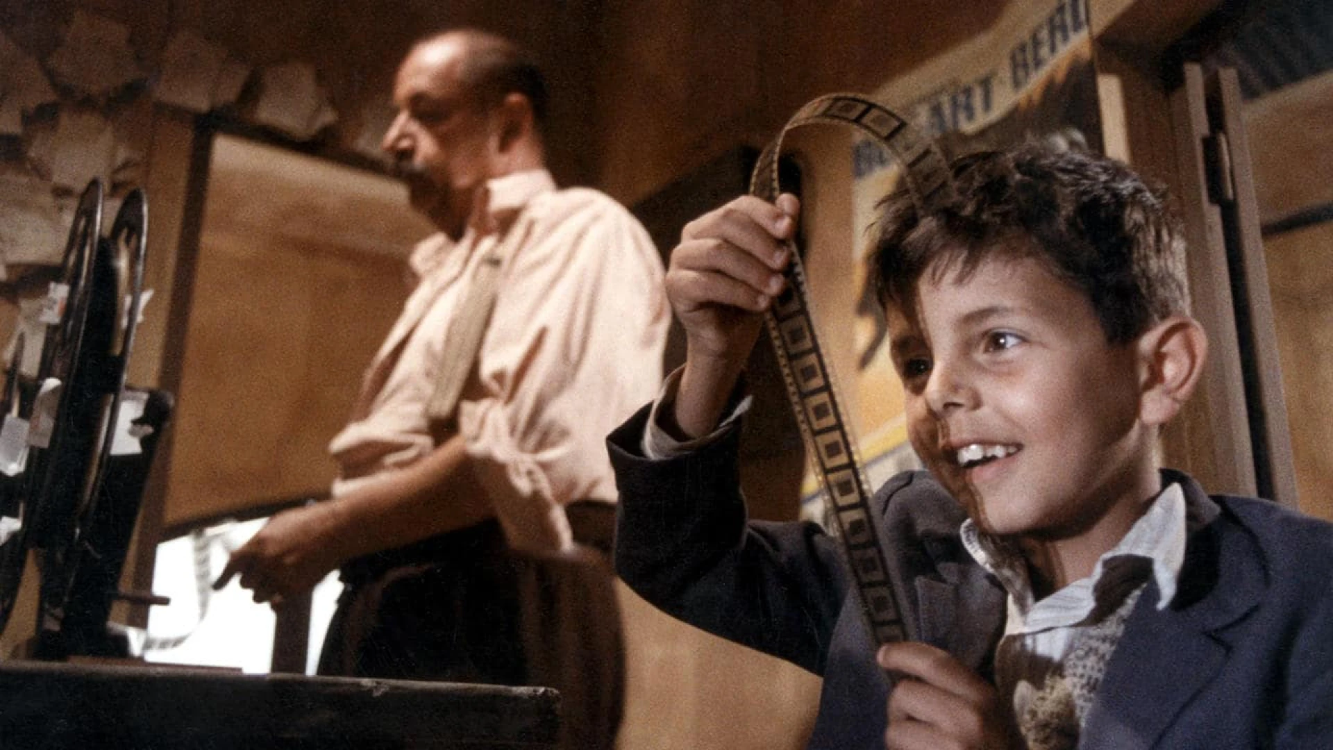 دانلود فیلم Cinema Paradiso 1988