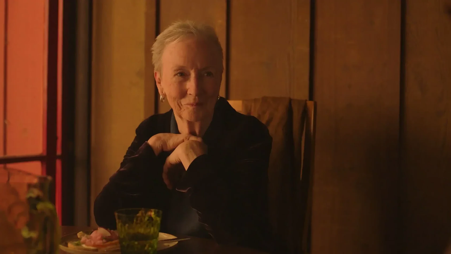 دانلود فیلم Familiar Touch 2024